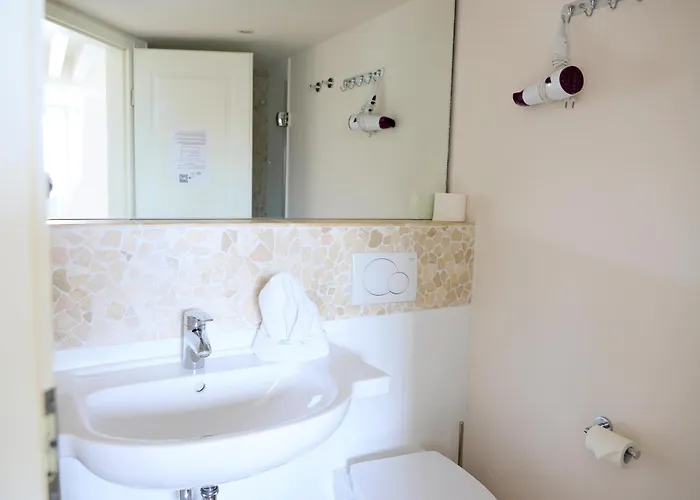 Hafenstrasse 4, Whg. 4 * List